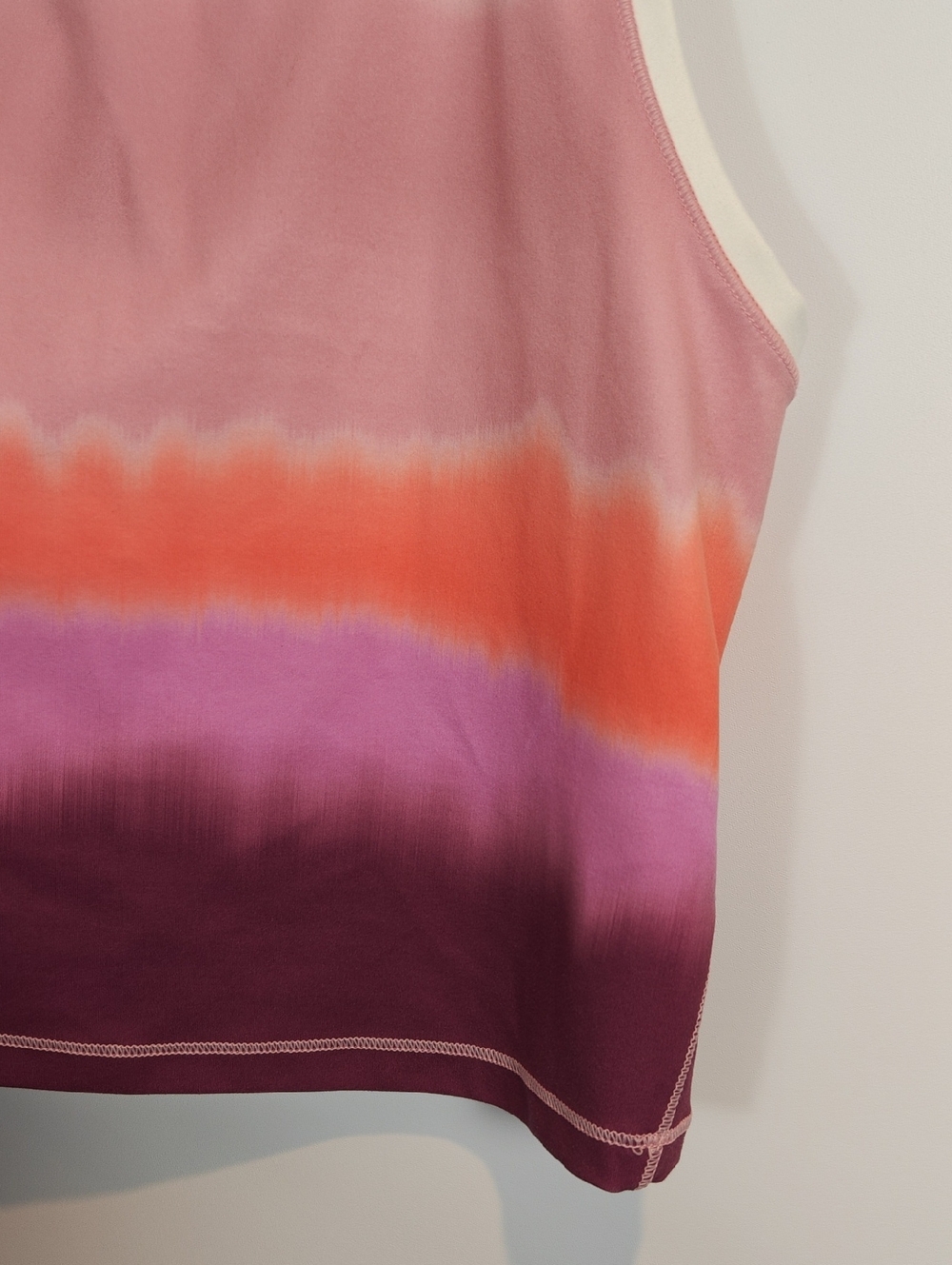 ATHLETA Shanti Printed Crop Tank in Sea Spray Vintage Plum Size XS - Picture 5 of 16